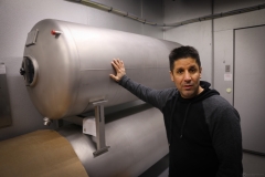 Falcone shows off his horizontal "bladder" serving tanks. Each tank has an internal liner that can be removed.