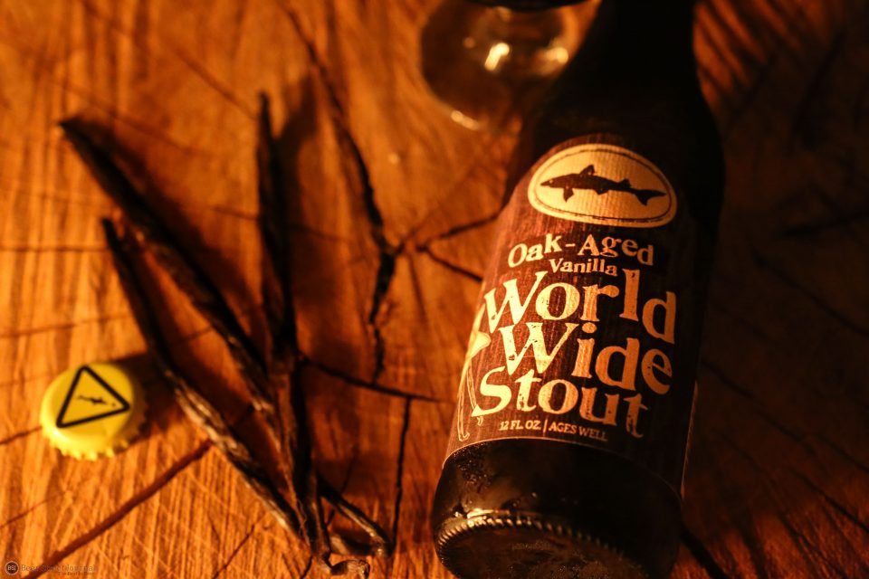 Dogfish Head Oak Aged Vanilla World Wide Stout bottle